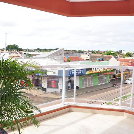 Hotel Sao Miguel Sao Miguel do Araguaia Buitenkant foto