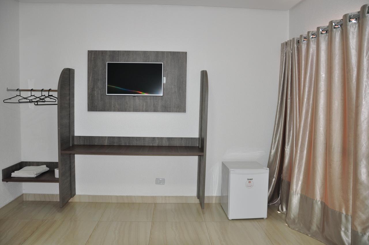 Hotel Sao Miguel Sao Miguel do Araguaia Buitenkant foto