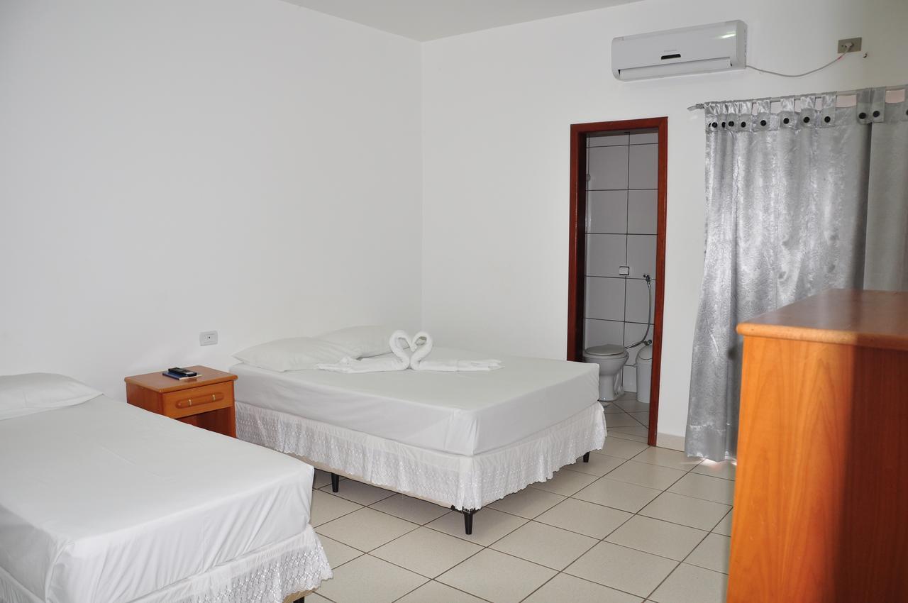 Hotel Sao Miguel Sao Miguel do Araguaia Buitenkant foto